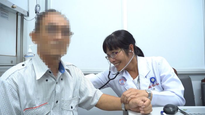  Người bệnh phục hồi khả năng gắng sức sau khi điều trị tại Bệnh viện Chợ Rẫy. 