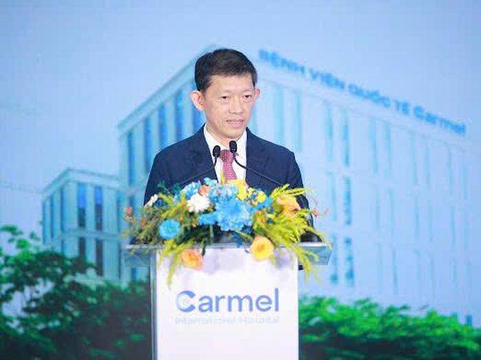  TS-BS Dương Huy Lương, Phó Cục trưởng Cục Quản lý Khám, chữa bệnh (Bộ Y tế) phát biểu tại lễ khai trương (Ảnh: BVCC) 