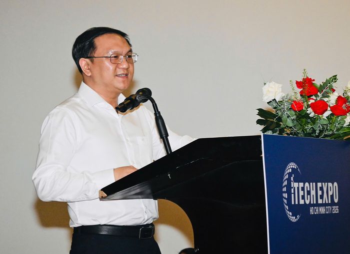 Ông Lâm Đình Thắng phát biểu tại hội thảo. Ảnh: VIỆT DŨNG