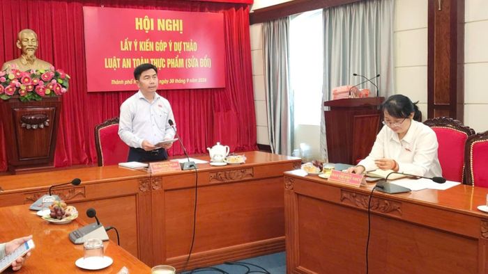  Hội nghị lấy ý kiến góp ý dự thảo Luật ATTP sửa đổi diễn ra chiều ngày 30-9. 