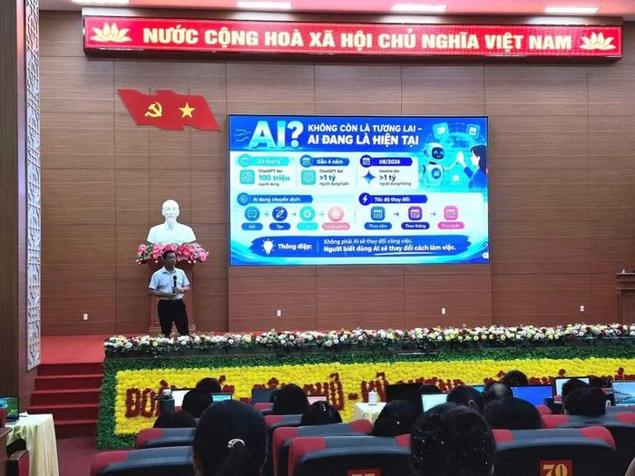 Nền tảng chuyển đổi số được chú trọng.