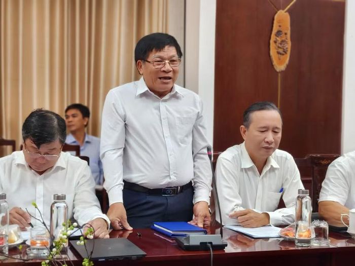 Thầy Nguyễn Văn Bơ - Hiệu trưởng Trường Tiểu học Võ Thị Sáu.