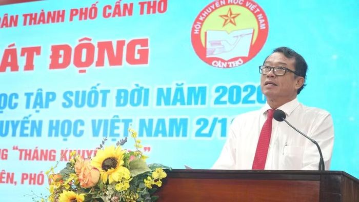 Ông Nguyễn Văn Khởi, Phó Chủ tịch UBND TP Cần Thơ phát biểu tại buổi lễ.