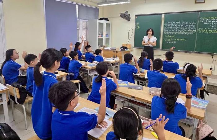 Chất lượng giáo dục được tạo ra từ sự tận tâm của người dạy và tinh thần nỗ lực học tập của người học.