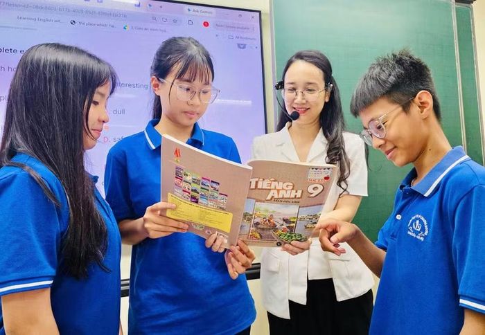 Tiếng Anh trở thành một trong những bộ môn yêu thích của nhiều học sinh.
