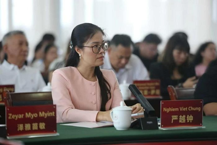 Tổng Lãnh sự Việt Nam tại Côn Minh Nghiêm Việt Chung phát biểu. (Nguồn: Tổng Lãnh sự quán Việt Nam tại Côn Minh)