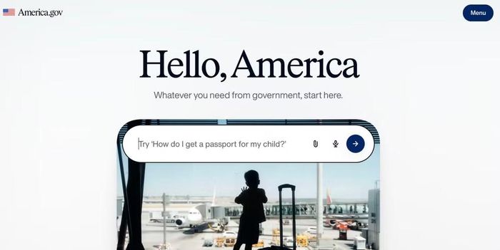 Giao diện trang chủ America.gov khá giống với chatbot phổ biến như ChatGPT, Gemini. Ảnh chụp màn hình.