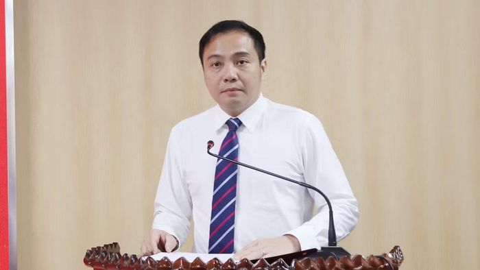 Phó Chủ tịch UBND thành phố Đào Thanh Trường phát biểu giao nhiệm vụ tại hội nghị. Ảnh: bacninh.gov.vn