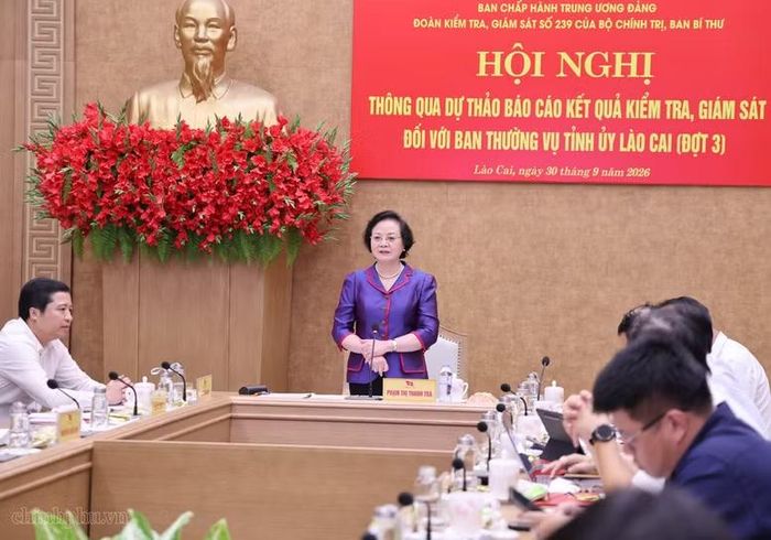 Phó Thủ tướng đề nghị Ban Thường vụ Tỉnh ủy Lào Cai tiếp tục giữ gìn và phát huy truyền thống đoàn kết của Lào Cai và Yên Bái sau sắp xếp - Ảnh: CP