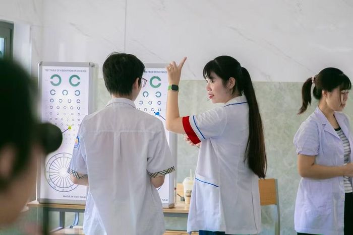 Bộ Y tế cho biết sẽ sớm ban hành hướng dẫn kỹ thuật để các cơ sở y tế có thể trích xuất, tổng hợp số liệu, tránh tình trạng một người được tính nhiều lần hoặc bỏ sót trong thống kê. Ảnh: HNIVC