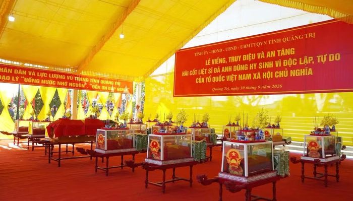 Việc tìm kiếm và đưa các anh hùng liệt sĩ về yên nghỉ tại nghĩa trang là sự thể hiện đạo lý “Uống nước nhớ nguồn”, là trách nhiệm và mệnh lệnh từ trái tim. Ảnh: TN