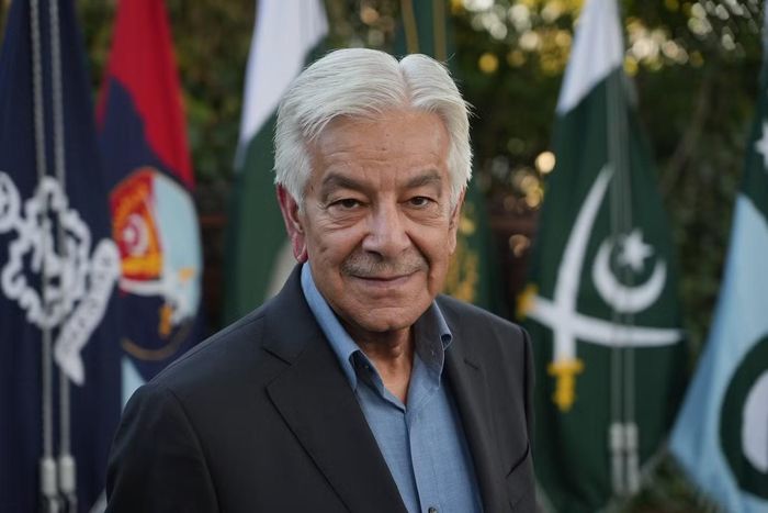 Bộ trưởng Quốc phòng Pakistan Khawaja Muhammad Asif. (Ảnh: AP)