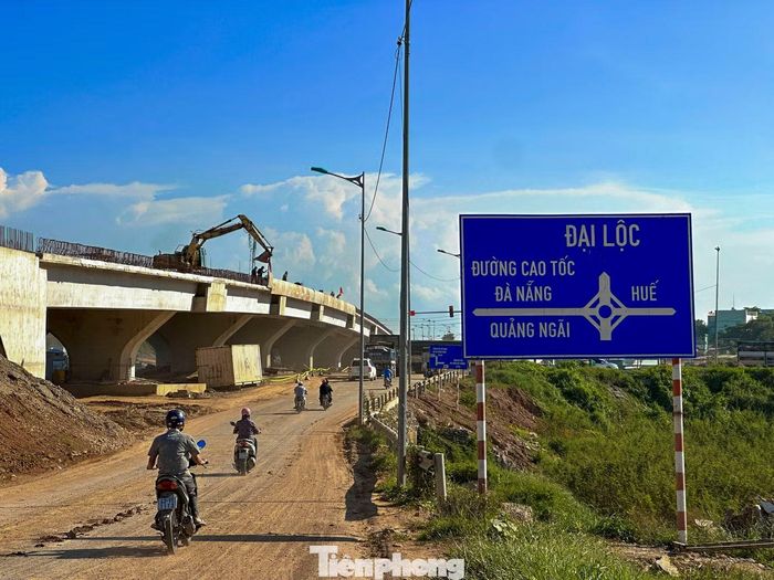 Đây là công trình giao thông quan trọng, được kỳ vọng tăng khả năng kết nối từ khu vực phía tây vào trung tâm thành phố.
