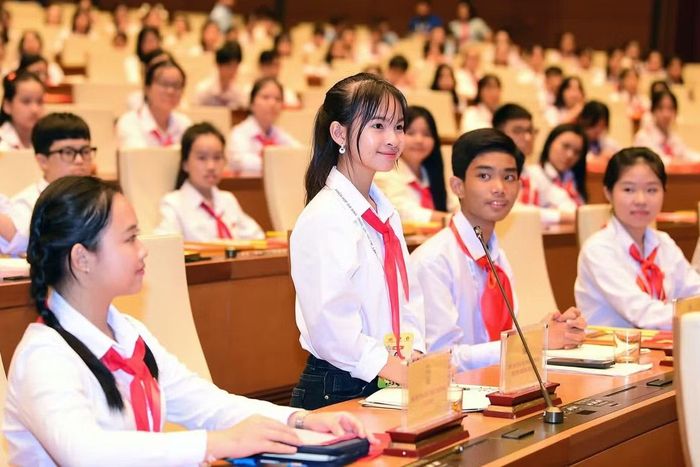 Trẻ em trên cả nước có thể tự ứng cử đại biểu tham dự phiên họp giả định Quốc hội trẻ em lần thứ III - năm 2026. Ảnh: Đại biểu tham dự phiên họp giả định Quốc hội trẻ em lần thứ II - năm 2024
