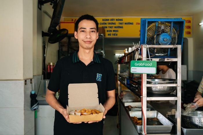 Việc có thể cung cấp hóa đơn giúp quán của anh Bảo thuận tiện hơn khi phục vụ khách hàng doanh nghiệp.