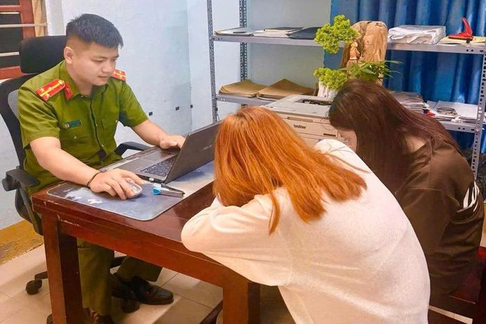 Sau khoảng 3 tháng mất liên lạc, hai thiếu nữ đã được lực lượng Công an hỗ trợ đưa trở về với gia đình.