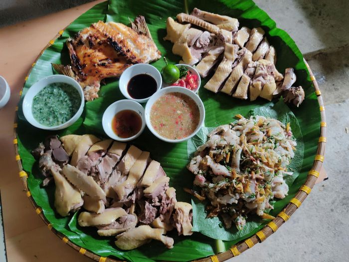 Các món ăn theo mùa từ những sản vật "cây nhà lá vườn" ở Lâm Thượng hút khách thưởng thức. Ảnh: Hoàng Tươi/Homestay Mỏ Nước Cát Sỏi