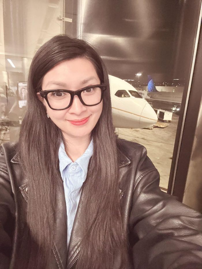 Ca sĩ Nguyễn Hồng Nhung chọn phong cách "hack tuổi".