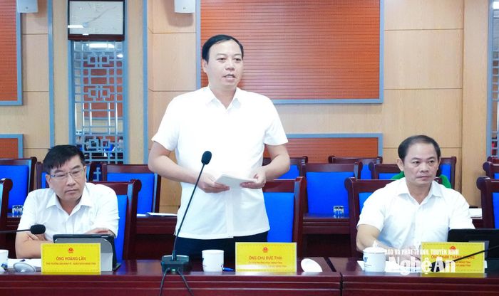 Trưởng ban Văn hóa - Xã hội, HĐND tỉnh Chu Đức Thái đề xuất Thường trực HĐND quan tâm chỉ đạo công tác sắp xếp các đơn vị sự nghiệp của ngành Y tế. Ảnh: Mai Hoa
