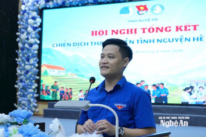 Đồng chí Nguyễn Mạnh Phong - Phó Bí thư Tỉnh đoàn Nghệ An phát biểu khai mạc hội nghị. Ảnh: Phương Huyền
