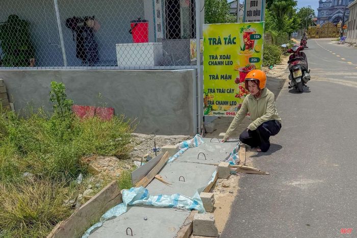 Hệ thống thoát nước hư hỏng được tiếp nhận, xử lý kịp thời sau phản ánh của người dân tại các cuộc làm việc định kỳ.