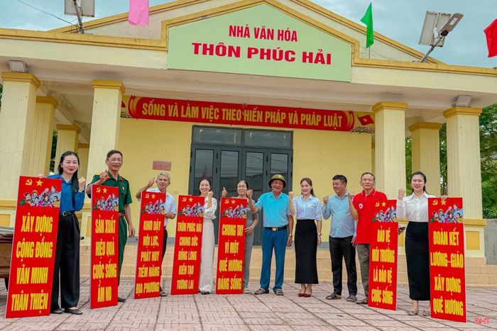 Nhiều hoạt động được khởi xướng, góp phần tạo “sức sống mới” cho làng biển Hà Tĩnh.