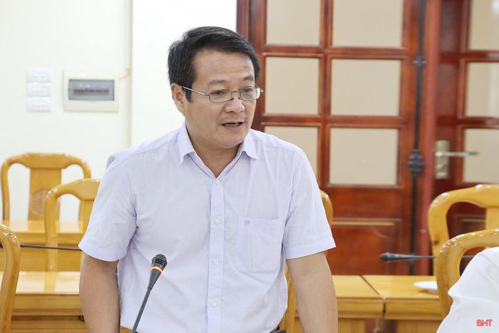 Phó Cục trưởng Cục Việc làm (Bộ Nội vụ) Nguyễn Khánh Long đề nghị Hà Tĩnh tăng cường công tác kiểm tra, giám sát để phát hiện kịp thời các vi phạm liên quan đến an toàn vệ sinh lao động tại cơ sở.