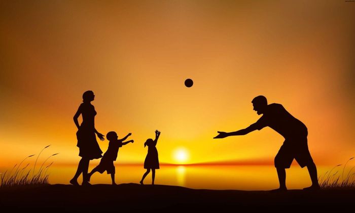 Thay vì áp đặt, cha mẹ nên tạo không gian cởi mở để trẻ tự do bày tỏ chính kiến; cùng con phân tích đúng - sai để đi đến thống nhất. Ảnh minh họa