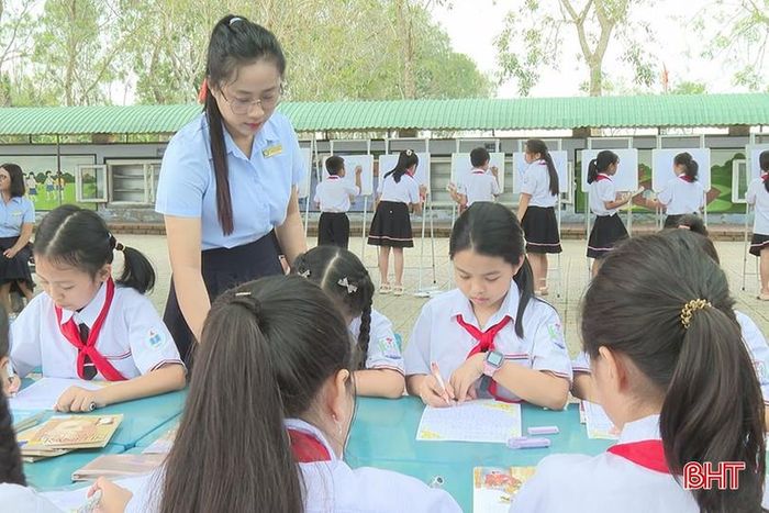 Thay vì tổ chức các cuộc thi bắt buộc, các nhà trường hướng tới những sân chơi tự nguyện theo năng lực, sở trường.
