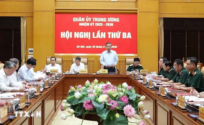 Tổng Bí thư, Chủ tịch nước Tô Lâm, Bí thư Quân ủy Trung ương chủ trì Hội nghị lần thứ ba Quân ủy Trung ương nhiệm kỳ 2025-2030. (Ảnh: Thống Nhất/TTXVN)