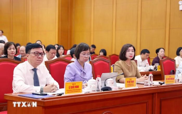 Tổng giám đốc TTXVN Vũ Việt Trang (giữa) tham dự Hội thảo. (Ảnh: Vũ Hoàng Giang/TTXVN)