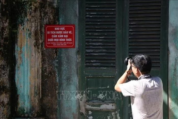 Dù đã được nghiên cứu, lập hồ sơ, tham mưu và đề xuất các cấp có thẩm quyền thống nhất chủ trương đầu tư dự án bảo tồn, tu bổ và phát huy giá trị di tích, nhưng 5 năm qua, công trình vẫn chưa được bố trí nguồn vốn để triển khai.