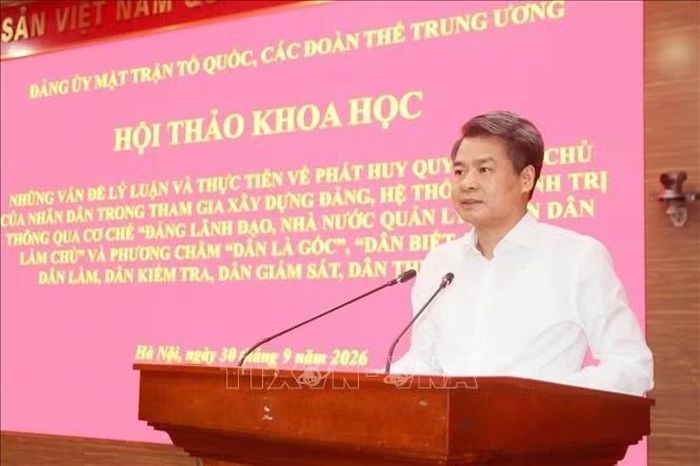Đồng chí Nguyễn Quang Đức, Ủy viên Trung ương Đảng, Phó Bí thư Đảng ủy MTTQ, các đoàn thể Trung ương phát biểu. Ảnh: Minh Đức/TTXVN