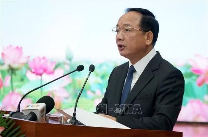 Đồng chí Trịnh Văn Quyết, Ủy viên Bộ Chính trị, Bí thư Trung ương Đảng, Trưởng Ban Tuyên giáo Trung ương phát biểu tại Hội thảo. Ảnh: Quốc Dũng/TTXVN