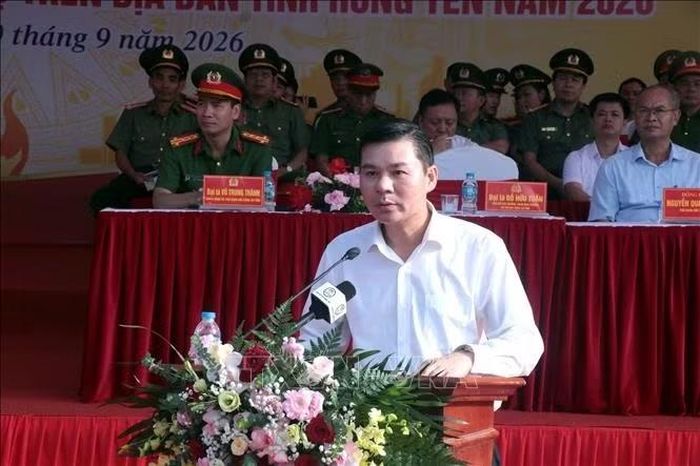 Phó Chủ tịch Thường trực UBND tỉnh Hưng Yên Nguyễn Lê Huy phát biểu tại Hội thao. Ảnh: Đinh Văn Nhiều/TTXVN
