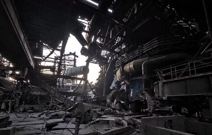 Thiệt hại tại nhà máy sản xuất thép Zaporizhstal sau cuộc tấn công của Nga. Ảnh: Zaporizhstal/Facebook