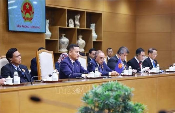 Trưởng đoàn các nước tham dự Hội nghị các nước ASEAN về hợp tác đấu tranh với tội phạm truy nã. Ảnh: Dương Giang/TTXVN