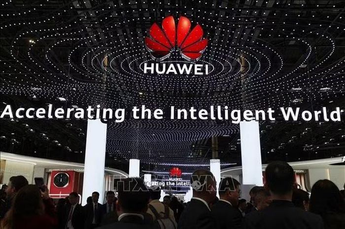 Gian hàng của Huawei tại Hội nghị di động thế giới ở Barcelona, Tây Ban Nha. Ảnh: THX/TTXVN