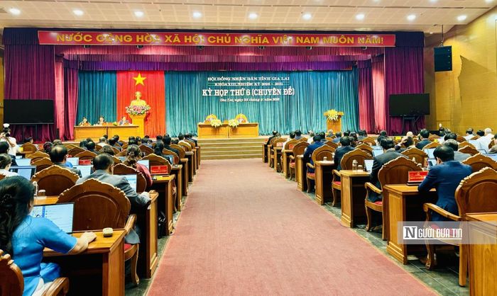 Quang cảnh kỳ họp.