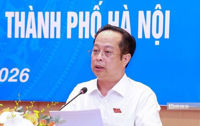 Phó Chủ tịch Thường trực HĐND Thành phố Hà Nội Trần Thế Cương bế mạc phiên giải trình.
