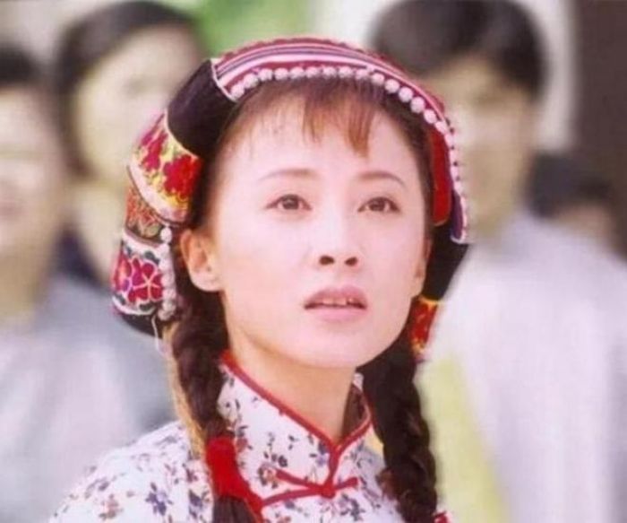 Từ Lộ tuy không phải nữ chính nhưng từng gây sốt khi đóng "Tân dòng sông ly biệt". Ảnh: Internet