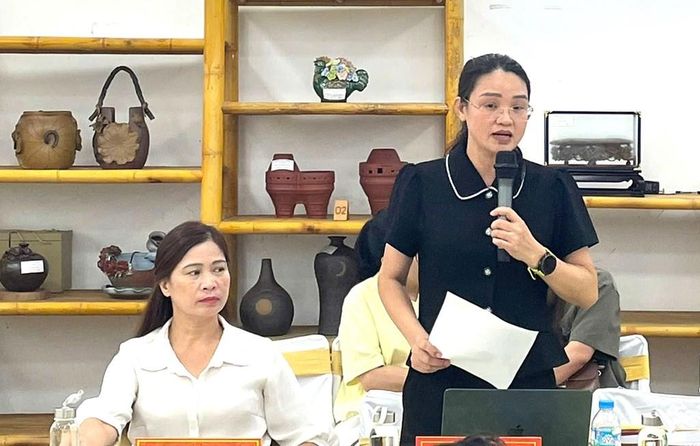 Bà Trần Thị Loan, Trưởng phòng Ngành nghề nông thôn, Cục Kinh tế hợp tác và Phát triển nông thôn thông tin về Hội thi sản phẩm thủ công mỹ nghệ. Ảnh: Bích Hồng/Bnews.vnanet.vn