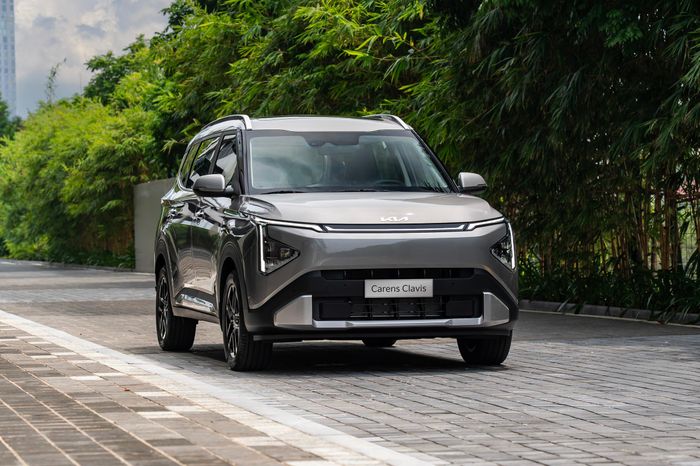 Một số hình ảnh ngoại thất của Kia Carens Clavis vừa ra mắt có giá bán từ 639 triệu đồng tại Việt Nam (Ảnh: Thaco Auto).