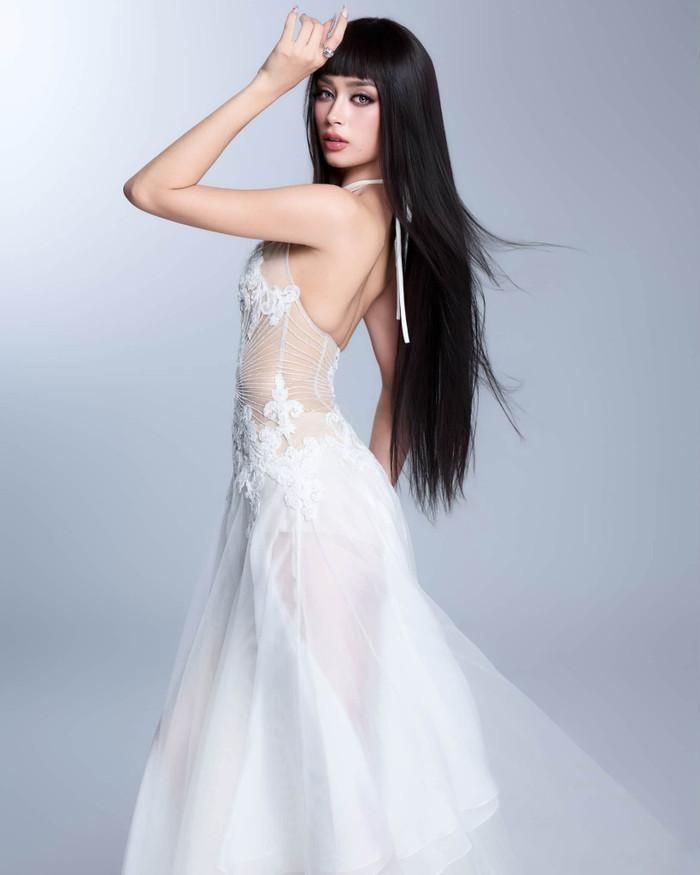 Nhiều khán giả Việt ủng hộ Emoura Phạm tại Miss Grand International 2026.