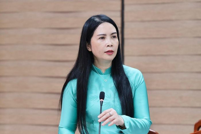 Đồng chí Trần Lan Phương, Ủy viên Ban Chấp hành Đảng bộ MTTQ, các đoàn thể Trung ương, Phó Bí thư Thường trực Đảng ủy, Phó Chủ tịch Thường trực Hội LHPN Việt Nam, Đại biểu Quốc hội khoá XVI, phát biểu tại hội nghị