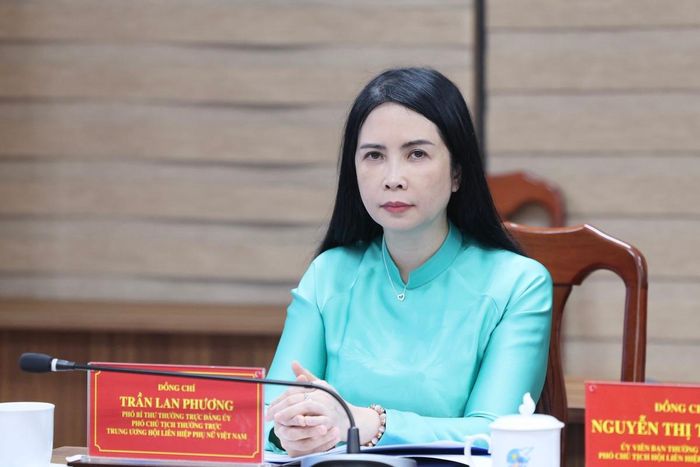 Bà Trần Lan Phương, Ủy viên Ban Chấp hành Đảng bộ MTTQ, các đoàn thể Trung ương, Phó Bí thư Thường trực Đảng ủy, Phó Chủ tịch Thường trực Hội LHPN Việt Nam, Đại biểu Quốc hội khoá XVI, tham dự hội nghị