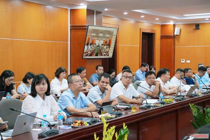 Các đại biểu tham dự buổi đào tạo, tập huấn sử dụng Hệ thống quản lý trực tuyến nhiệm vụ khoa học, công nghệ và đổi mới sáng tạo.