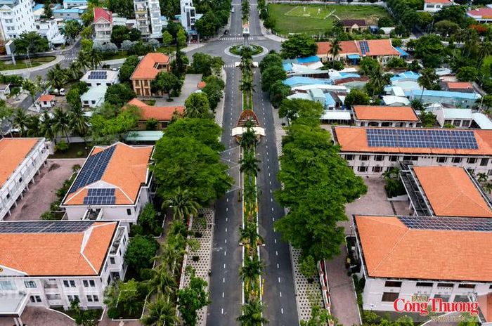 Doanh nghiệp đồng loạt đầu tư hạ tầng, tiết kiệm năng lượng và giảm phát thải.