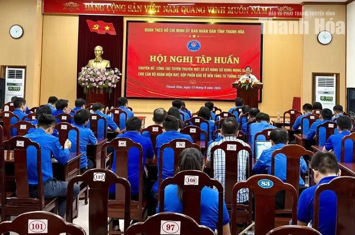 Tỉnh đoàn tập huấn kỹ năng sử dụng mạng xã hội cho cán bộ đoàn.