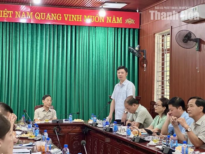 Các đại biểu tham gia buổi họp